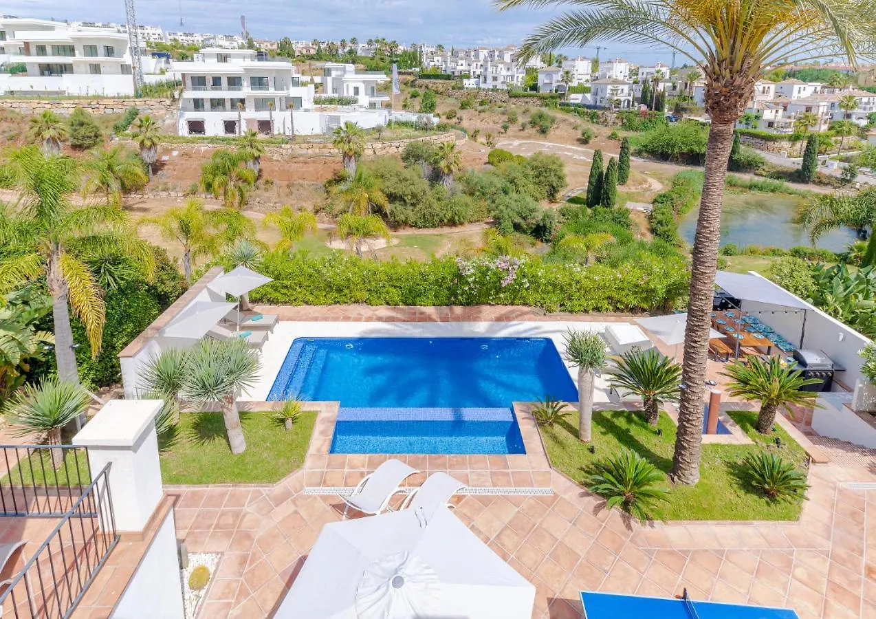 Apartment 6-Bdrm Andalusian Modern Villa Next To Golf Course Estepona