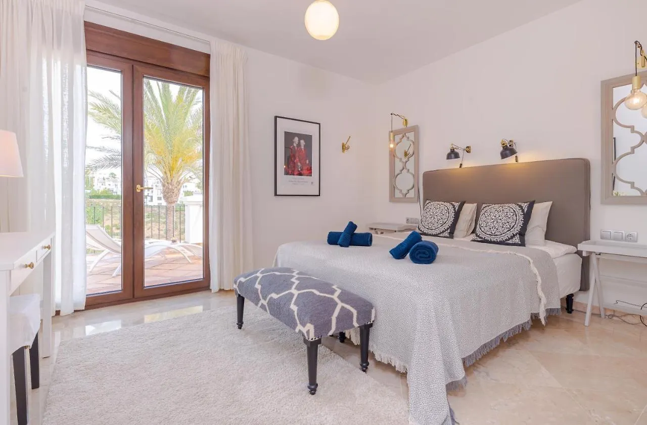 6-Bdrm Andalusian Modern Villa Next To Golf Course Estepona 0*,