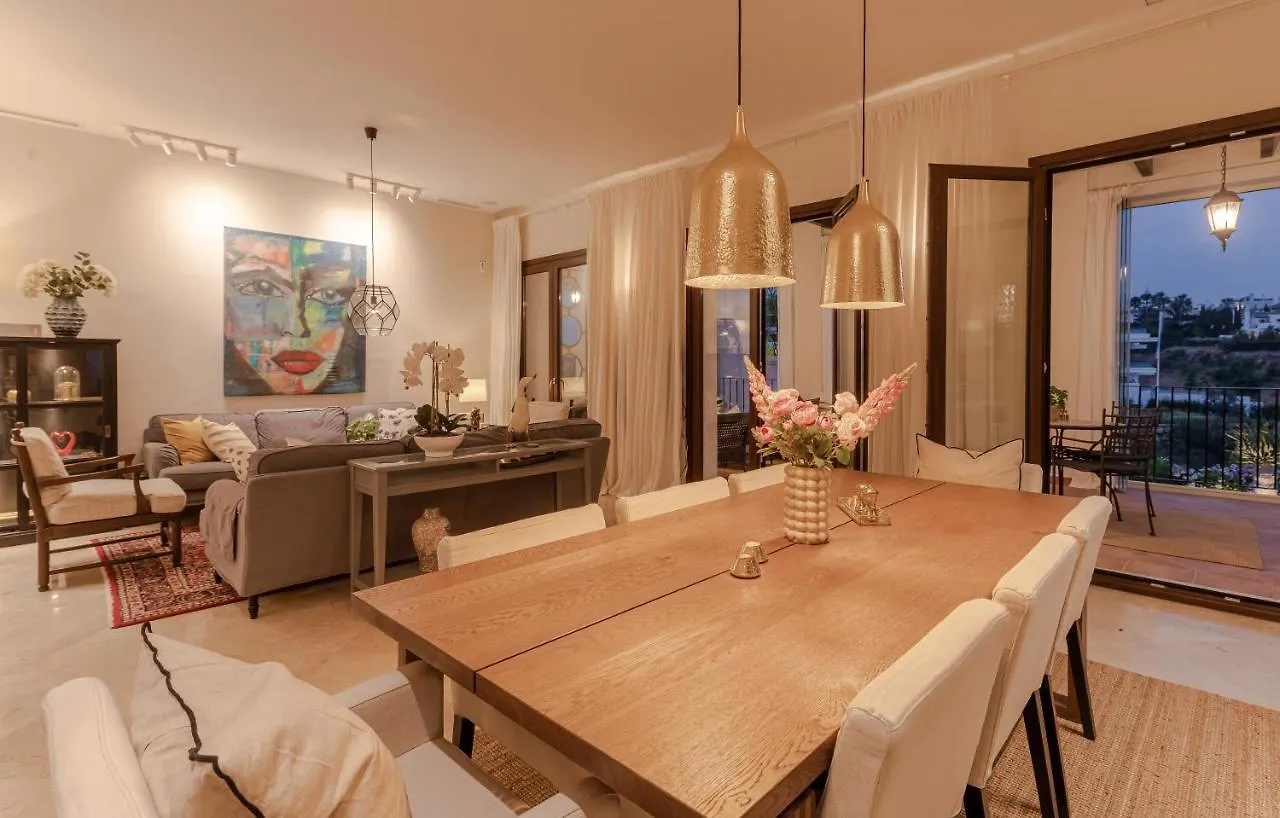 6-Bdrm Andalusian Modern Villa Next To Golf Course Estepona Apartment